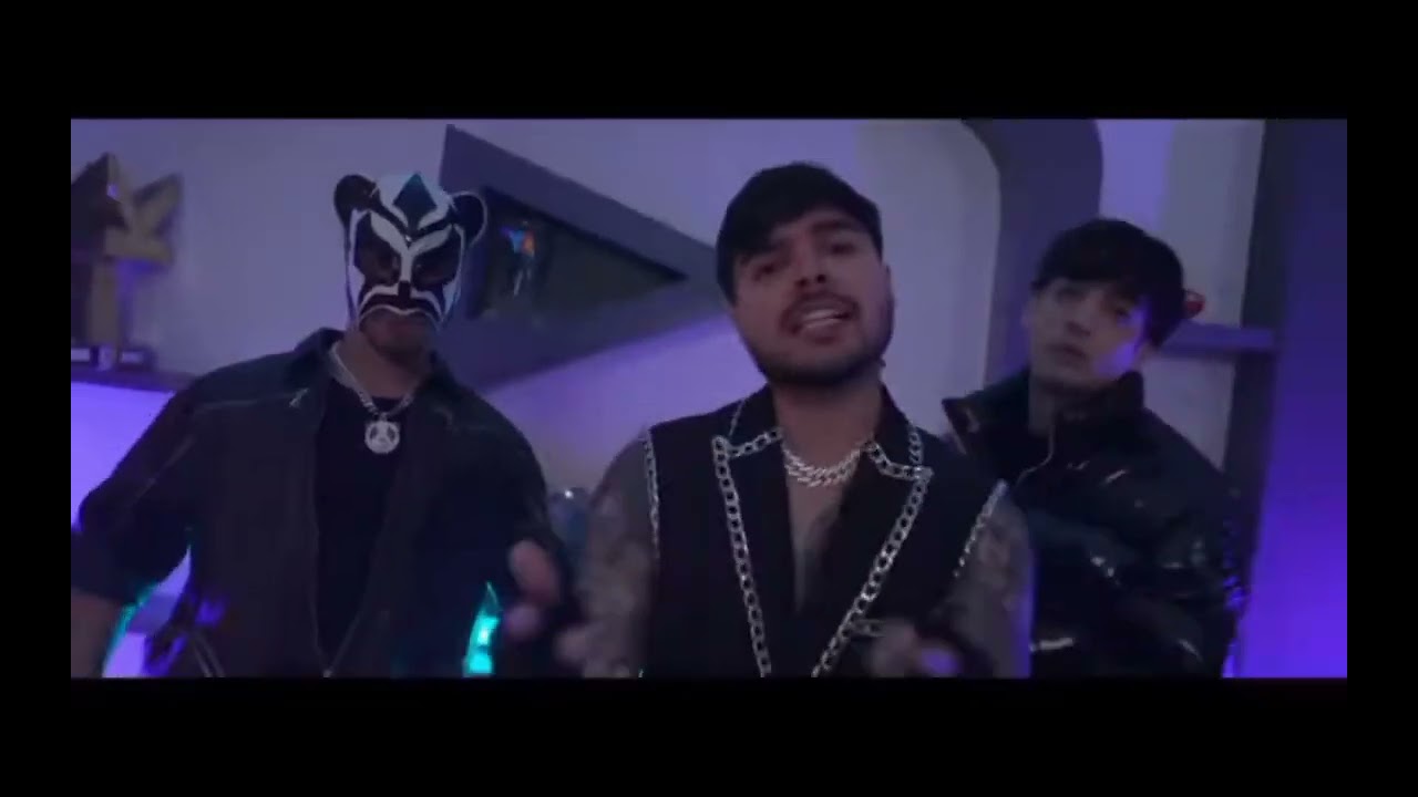 Reaccionando a la canción de YOLO AVENTURAS a ElAbrahaaham ( critica) | Go Juli Go