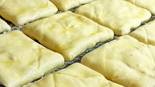 видео: Plăcinte - pliculeţ umplute cu brânză proaspătă de vaci.Пару простых ингредиентов для вкусных конвер картинка: Plăcinte - pliculeţ umplute cu brânză proaspătă de vaci.Пару простых ингредиентов для вкусных конвер