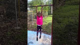 5-year-old Kamaya De Leon 5 unassisted Chin-ups#gymnast #gripstrength #athlete