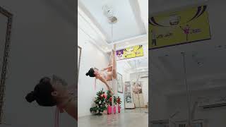 [Pole dance] DANCING QUEEN - Vietnamese Pole Dancing