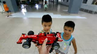 HAI ANH EM CHẠY THỦ XE Ô TÔ ĐUA F1 - MỚI ĐƯỢC BA TẶNG | LE BANG GIANG screenshot 5