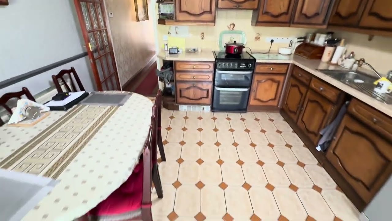 LOOKING FOR MORE ROOM