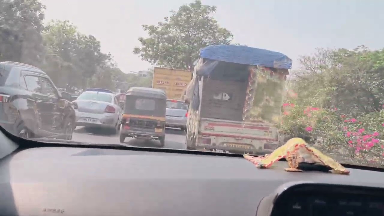 Driving through Ulwe to Gorai beach 