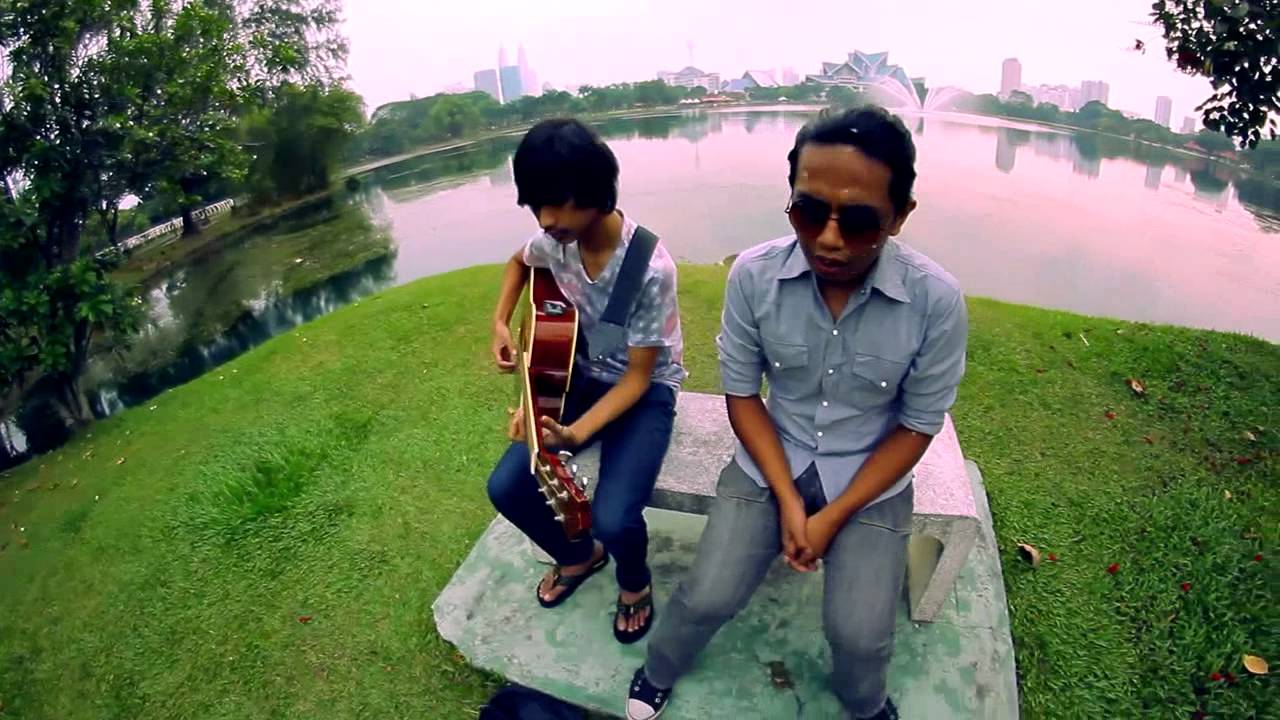 bedroom sanctuary - lagu (cover by adzriehairie) - YouTube