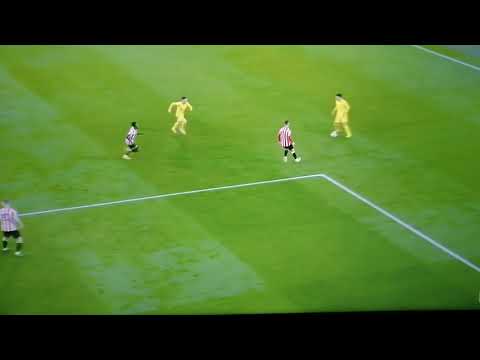 Curtis Jones long range goal vs Brentford