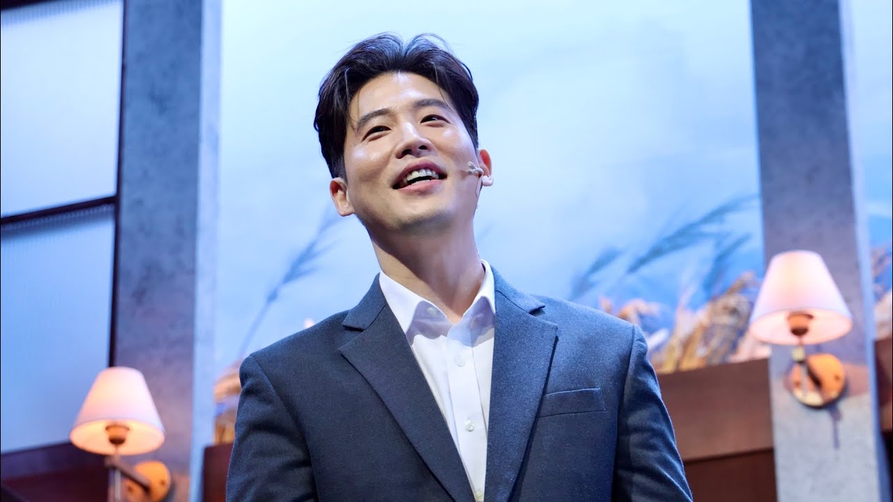 251112 이름 없는 약속들로부터 Q&A DAY 포토타임 황두현