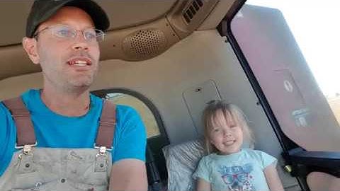 Combining Yellow Peas with my Peace Farmer