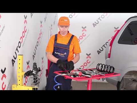 Видео: Как да почистите двуциклов карбуратор (със снимки)