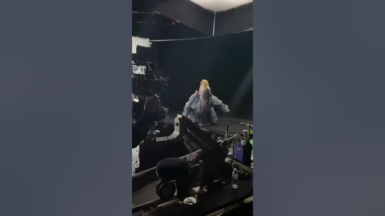 Christina Aguilera "Reflection" Music Video SNEAK PEEK! (20/08/20) Christina Aguilera "Reflection" Music Video SNEAK PEEK! (20/08/20)