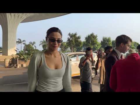 Shubhangi Dutt Spotted At Mumbai Airport
