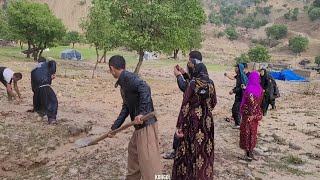 The occurrence of terrible floods in the nomadic mountains