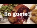 Муж готовит ужин Cordon Bleu, Zwetschgenwähe и вкусный салат