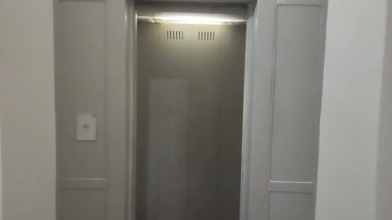 ⚡ЗАСТРЯЛ В ЛИФТЕ! Пассажирские лифты 400-280 кг, КМЗ-2012-2004 (@ г. Москва, Серафимовича, 2, под-7)