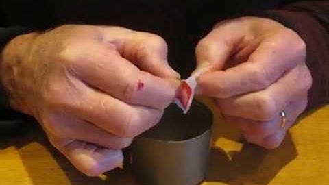 HOW TO REMOVE / UN-STICK POSTAGE STAMPS