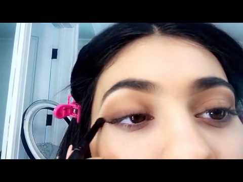 Kylie Jenner Gives A Snapchat Makeup