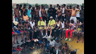 MPR - ECM Lyrics   Traduction français