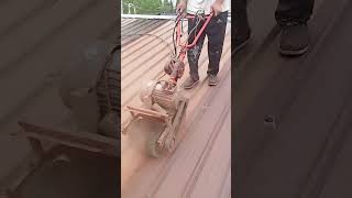 Best Method to Remove Rust from Metal Roof - Good tools and machinery make work easy