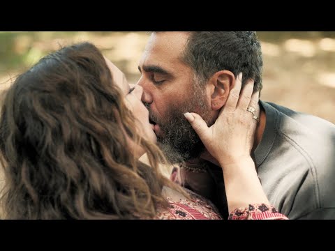 Nine Perfect Strangers 1x06 / Kiss Scene — Frances and Tony (Melissa  McCarthy and Bobby Cannavale)