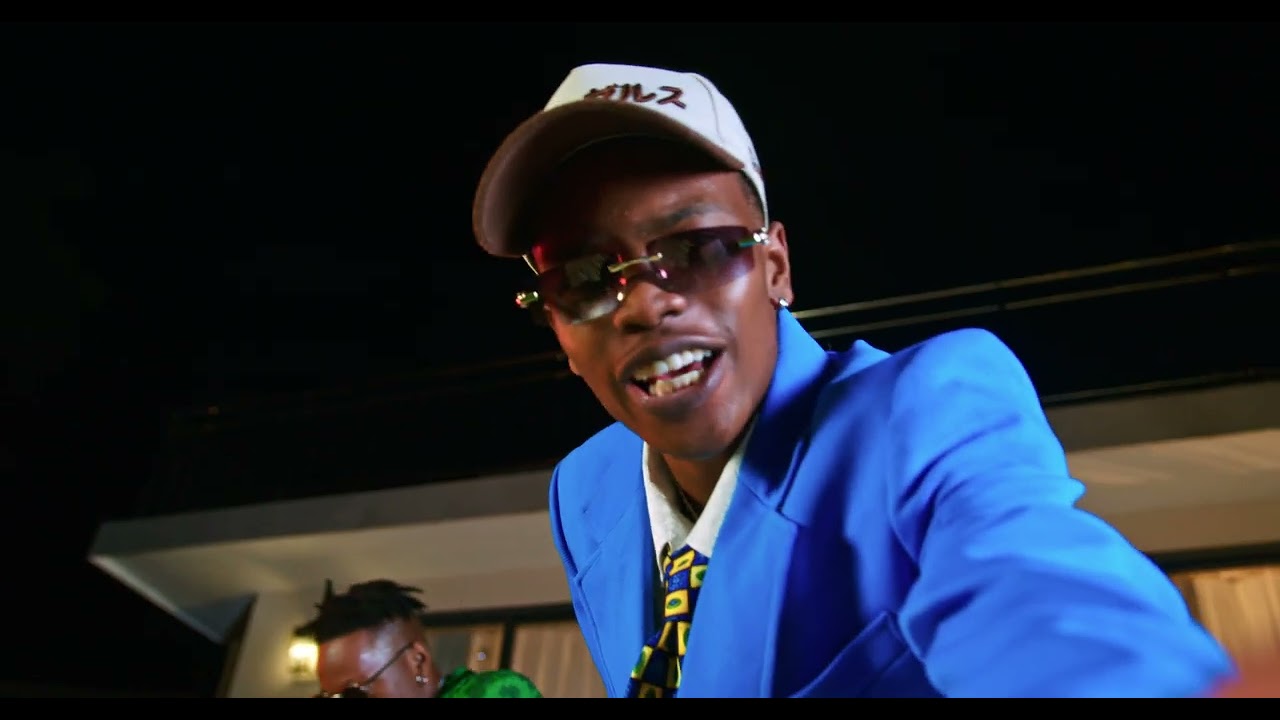 Mzee Wa Bwax Ft Malume - Anajua (Official Video)