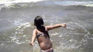 Laurinha em ferias na Praia 2011