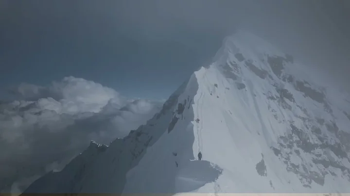 Larry June, 2 Chainz Colossal (UNCHARTEDMIX)