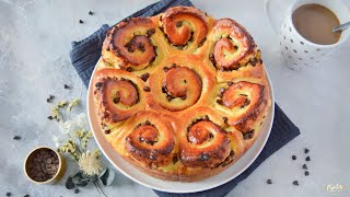 Maxi Brioche ! Chinois crème pâtissière et pépites de chocolat