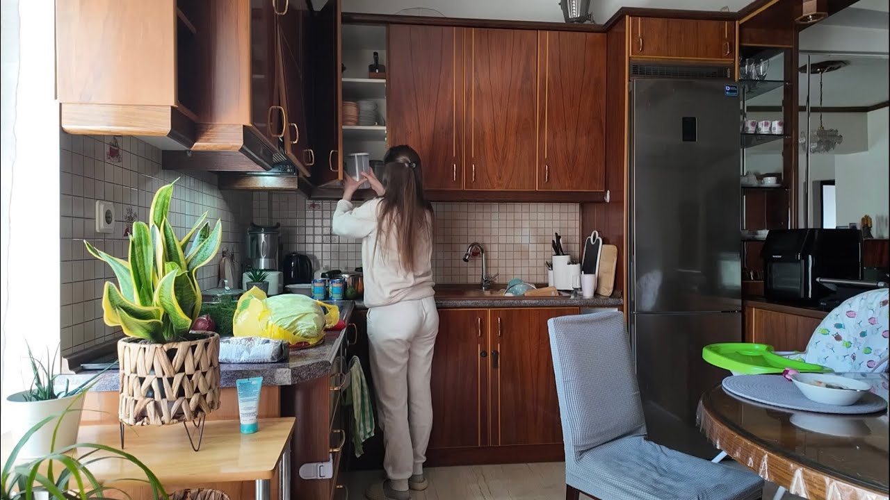 Что привезли из деревни. Учусь шить. Шторы готовы.