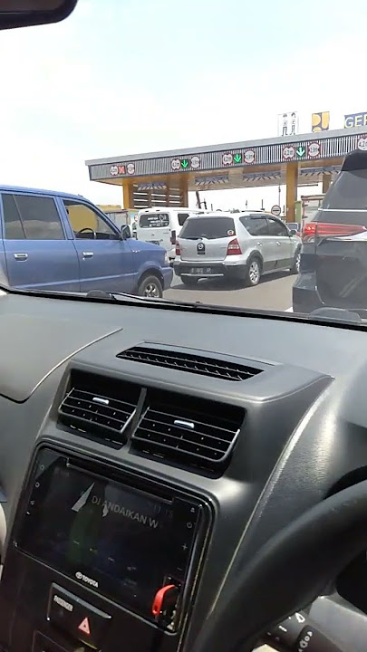 Story' wa ig nyetir mobil Avanza di waktu siang hari