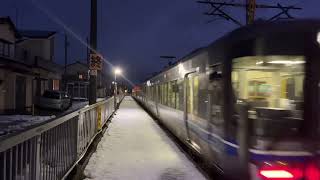 521系金沢行き 小舞子駅発車