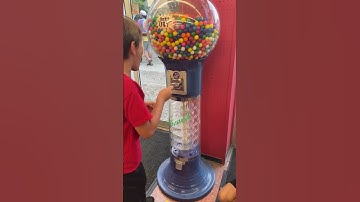 Found an old school gum ball machine at the beach! #beach #gumball