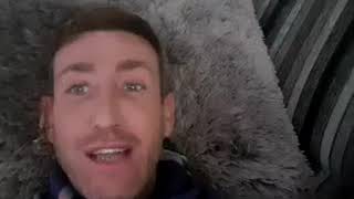 Chris Maloney sends a message EAFA Skydivers with Oscar Onsite