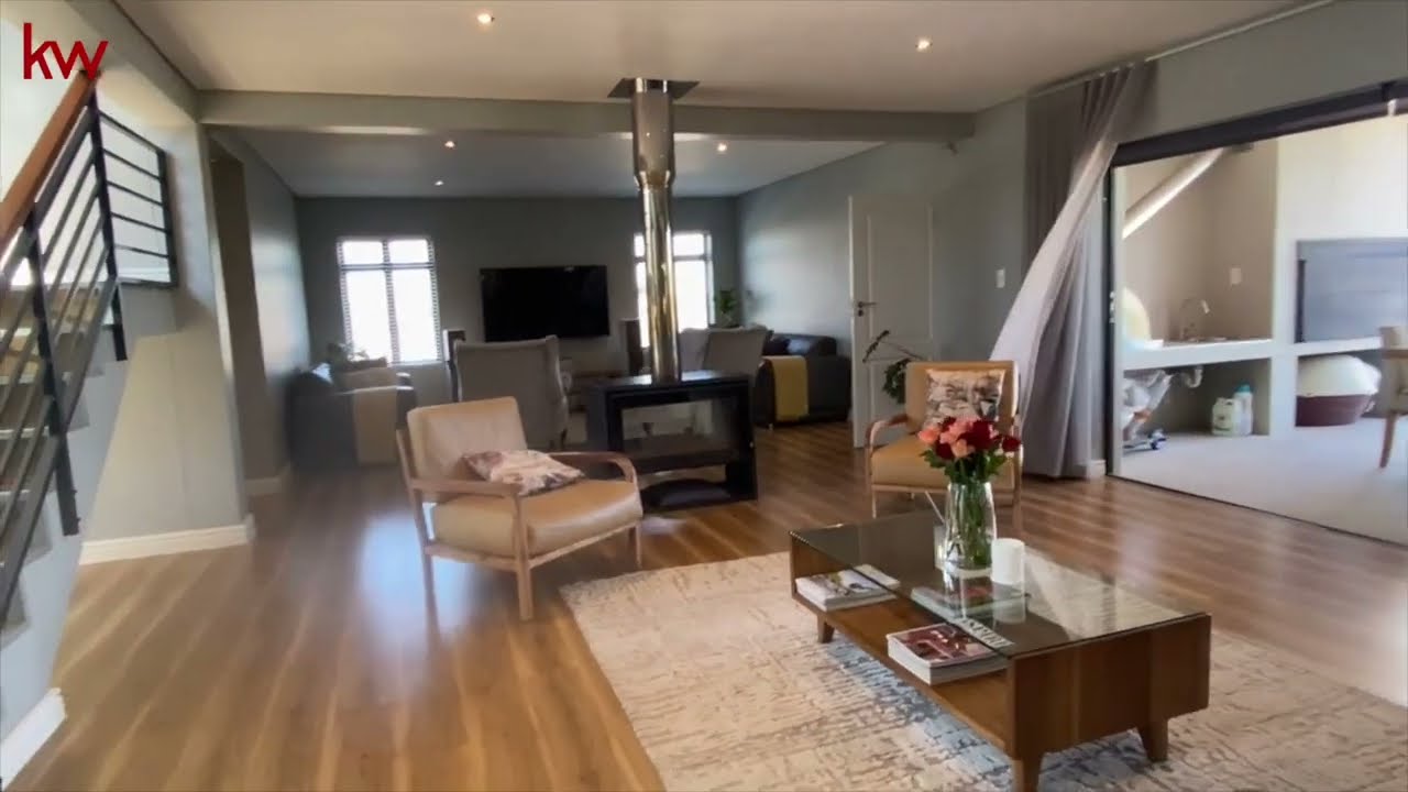 Exceptional Double-Story Estate Home in Clara Anna Fontein