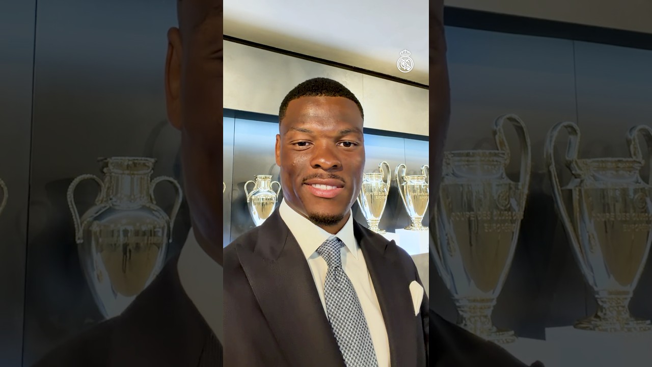 🤳😁 Hi, #Madridistas! #RealMadrid