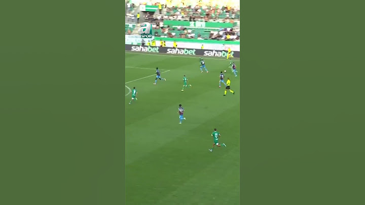 Rapid Wien'de Bolla'nın Şutu Dışarı Gitti | Rapid Wien - Trabzonspor