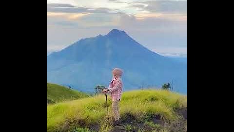 Story WA Keindahan Gunung Merbabu Via Suwanting