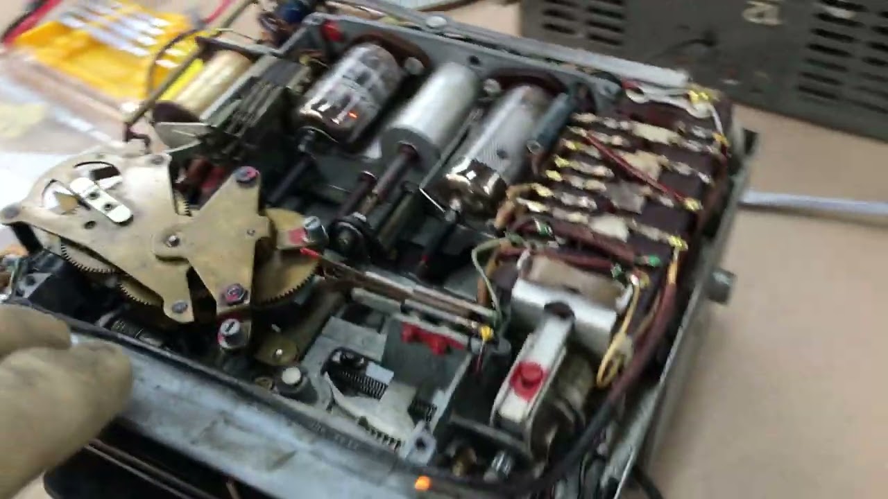 Becker Mexico Signal Seeking Radio inside