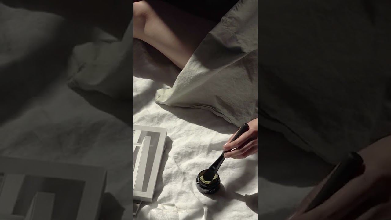 Berlin Skin Matcha Mask & Brush