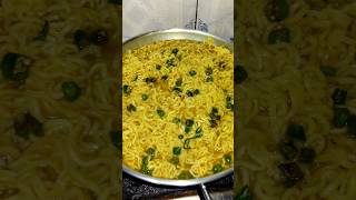 Green chili Maggi 🍜