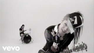 Video thumbnail of "MIYAVI - SURVIVE"