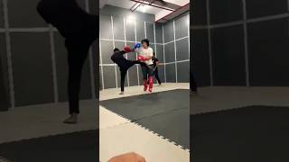 Boxing #training #kickboxing #boxing #mma #muaythai #youtubeshorts #shorts #martialarts #mmatraining