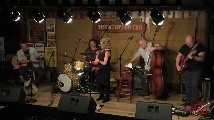 Sara Simmons and The Cornpickers | May 6, 2021