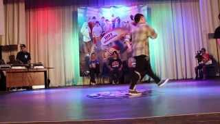 Vitality (Lozbreakers) Win vs Vjik (Turbo) Semi final solo bkidz battle| Hot Sneakers(17 мая г. Красноград (Харьковская область), Брейкданс фестиваль Hot Sneakers https://vk.com/hot.sneakers., 2014-08-13T14:27:55.000Z)