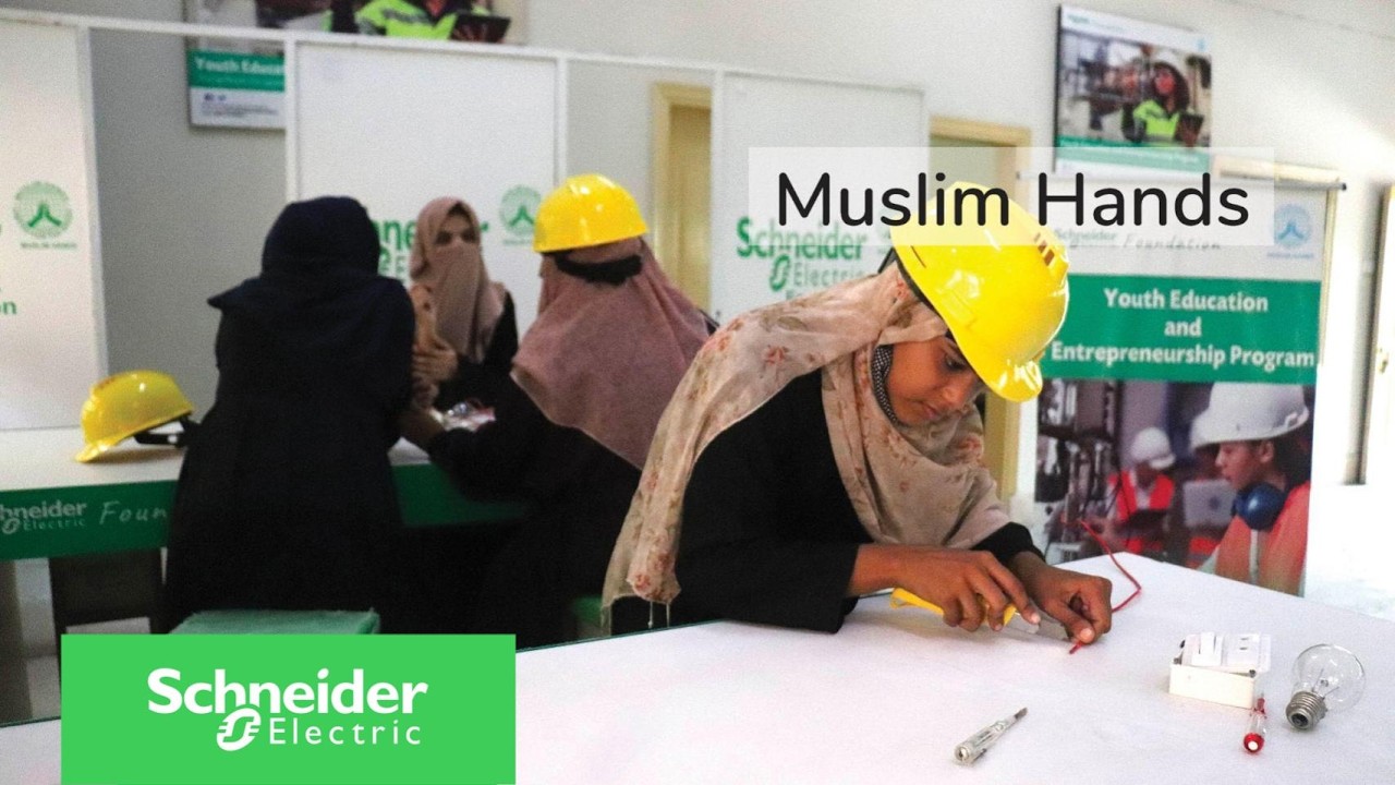 Руки мусульман — 2025 — Документальный фильм | Schneider Electric