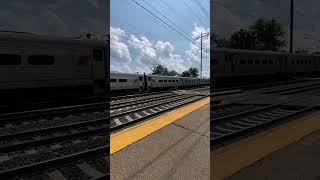 Horn Show NJT Arrows III #njt #njtransit #shorts #train #railtrack #railroad #railfan #railway #nj
