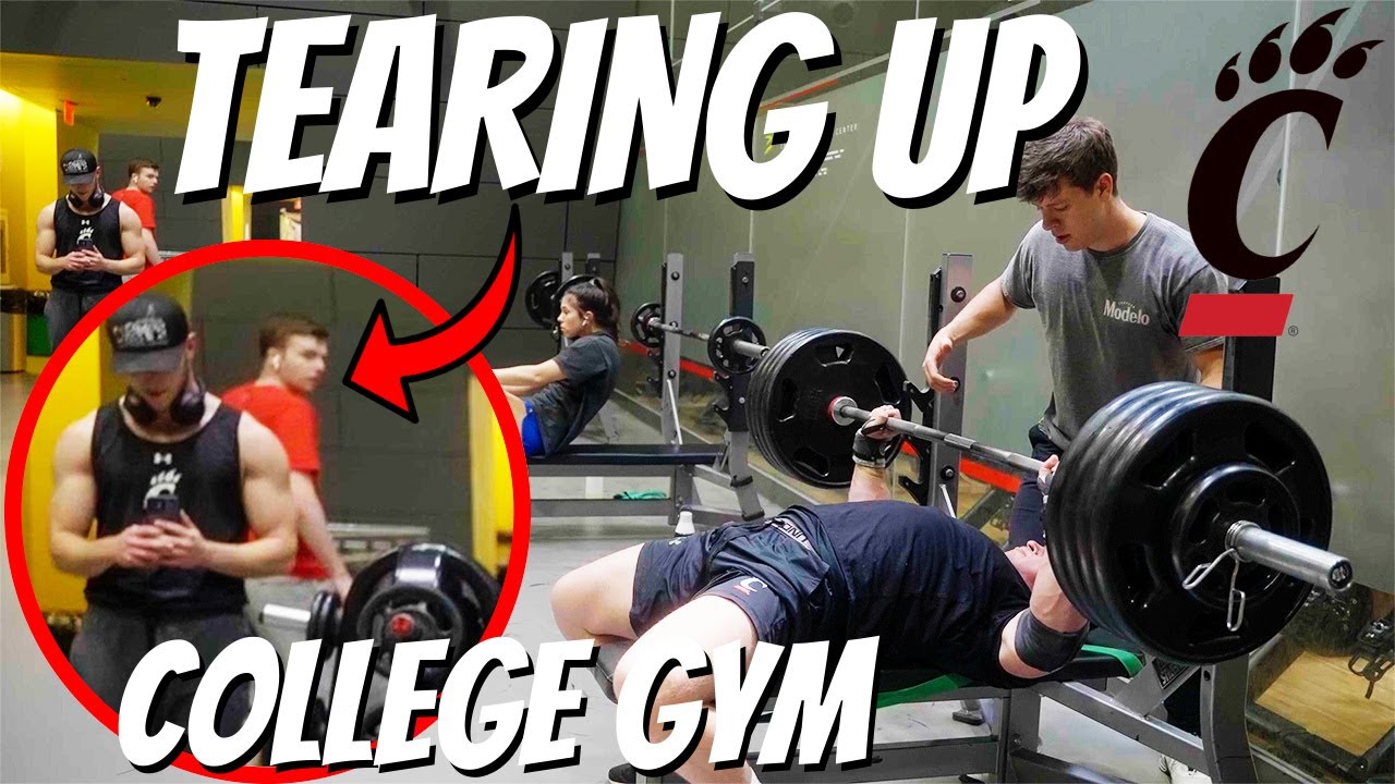 TEARING UP MY COLLEGE GYM | 425 lbs Bench Press **CRAZY REACTIONS**