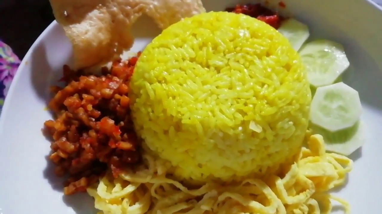 Cara Mudah Membuat Nasi Kuning dari dijamin enak