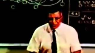Vince Lombardi Teaches the Power Sweep Part 1