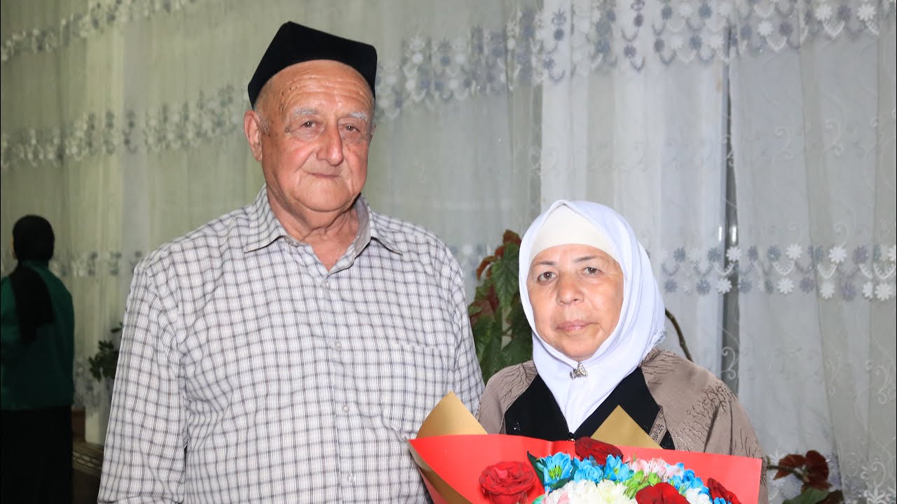 Зодрӯзи Амон амак ва пешвозгирии ҳоҷи  Роҳила хола , табрик аз номи фарзандон дар деҳаи Миронқул