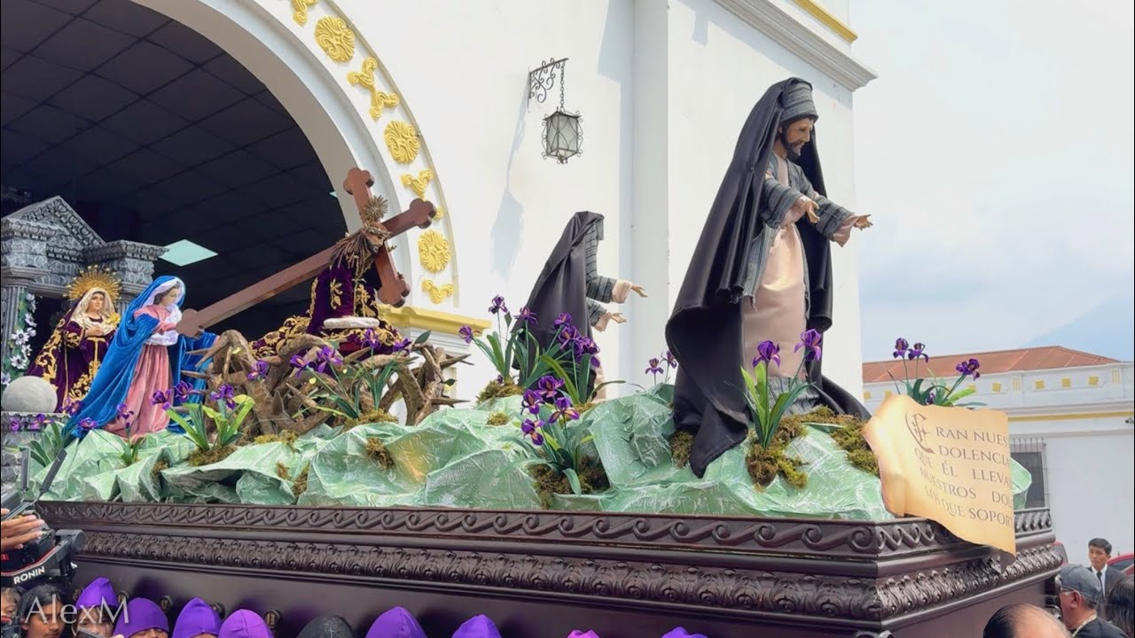 Salida Procesión Infantil de San Bartolo 2025 - Antigua Guatemala