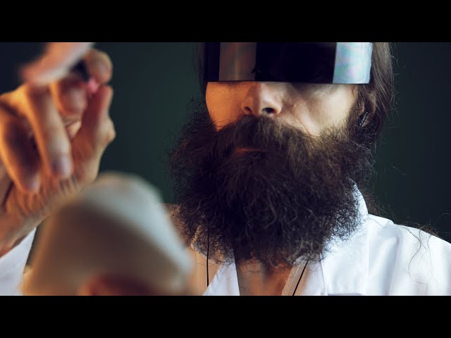 ASMR 科学者が作ったロボットの掃除をしてあげる　【ピエール・日本語】